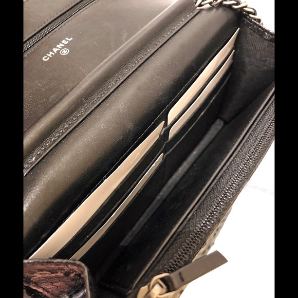 Chanel Black Python WOC Final Price Reduction! 👜 - Picture 4 of 8